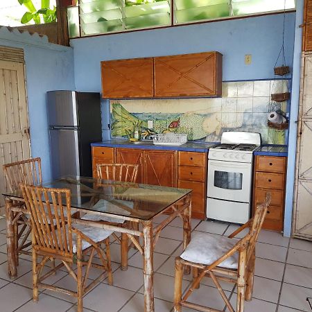 Villa "The Shack" With A View à Zihuatanejo Extérieur photo